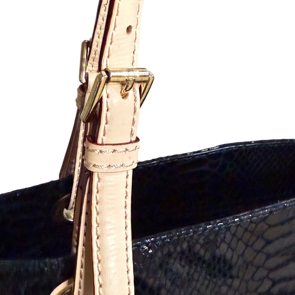 Michael Kors Python Embossed Jet Set Tote. - image 5